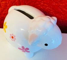 Süsses Sparschwein Schaf Keramik weiss rosa Blumen