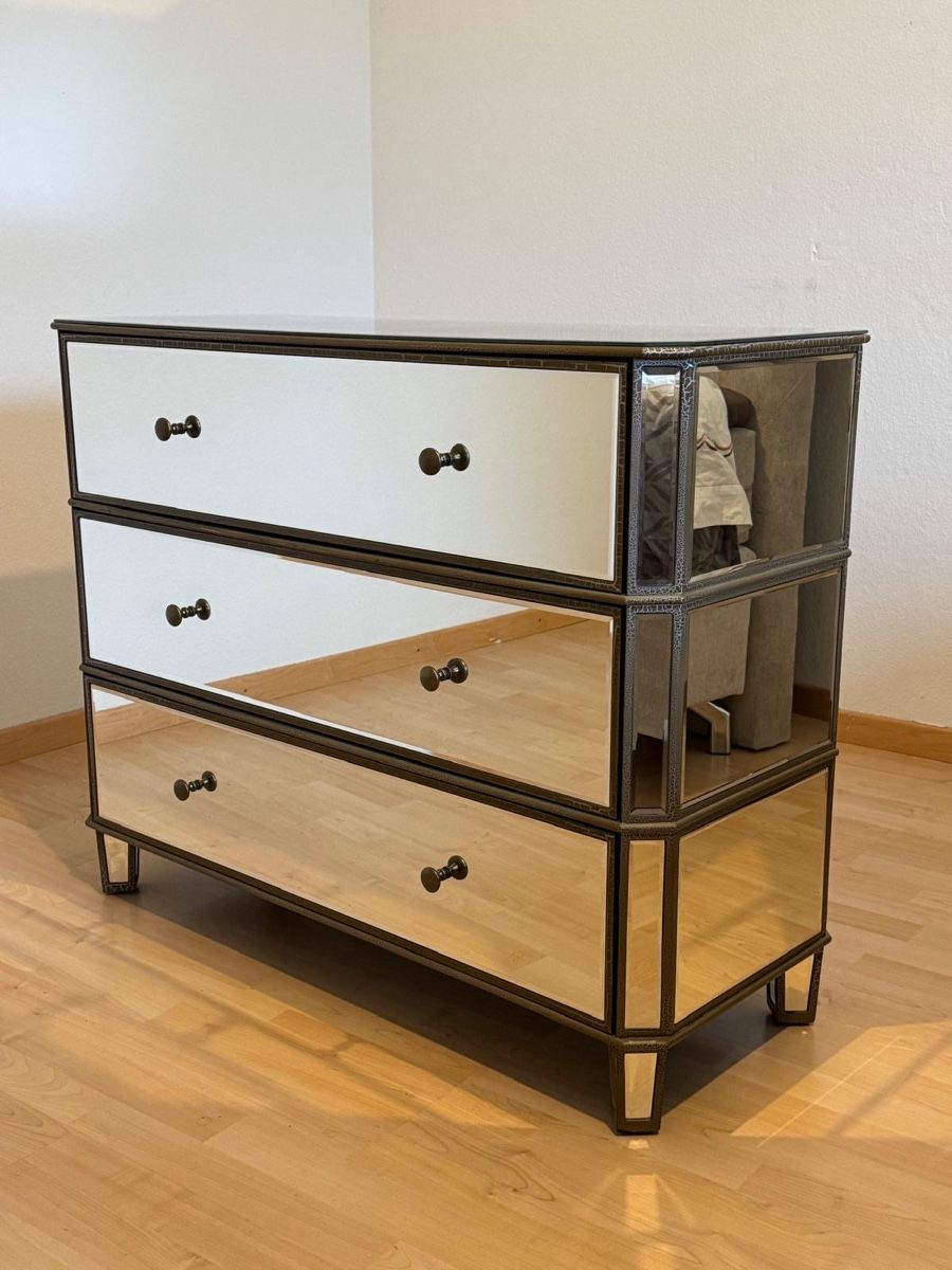 Cassettiere: Cassettiera e comodino  – Usato da Dübendorf venduto da ayr_jc2l 5