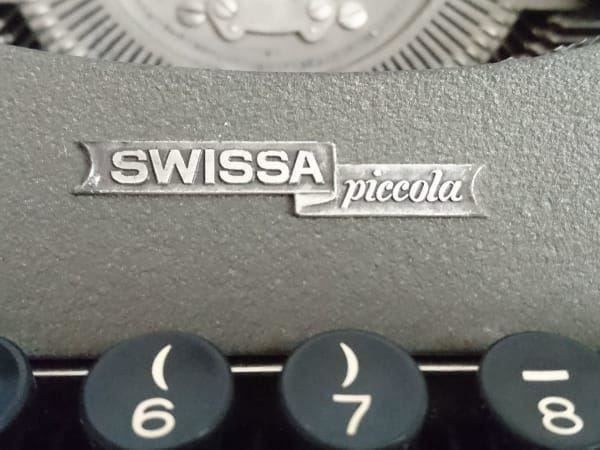 Macchine da scrivere: Machine à écrire / Vintage – Usato da Cortaillod venduto da signep 2