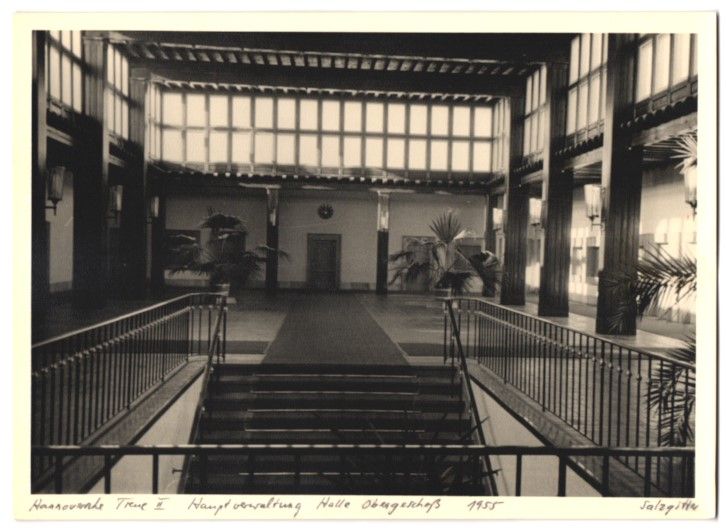 Fotografie & Manifesti: Fotografie Salzgitter, Obergeschoss der  – Usato da Berlin venduto da bartko-reher