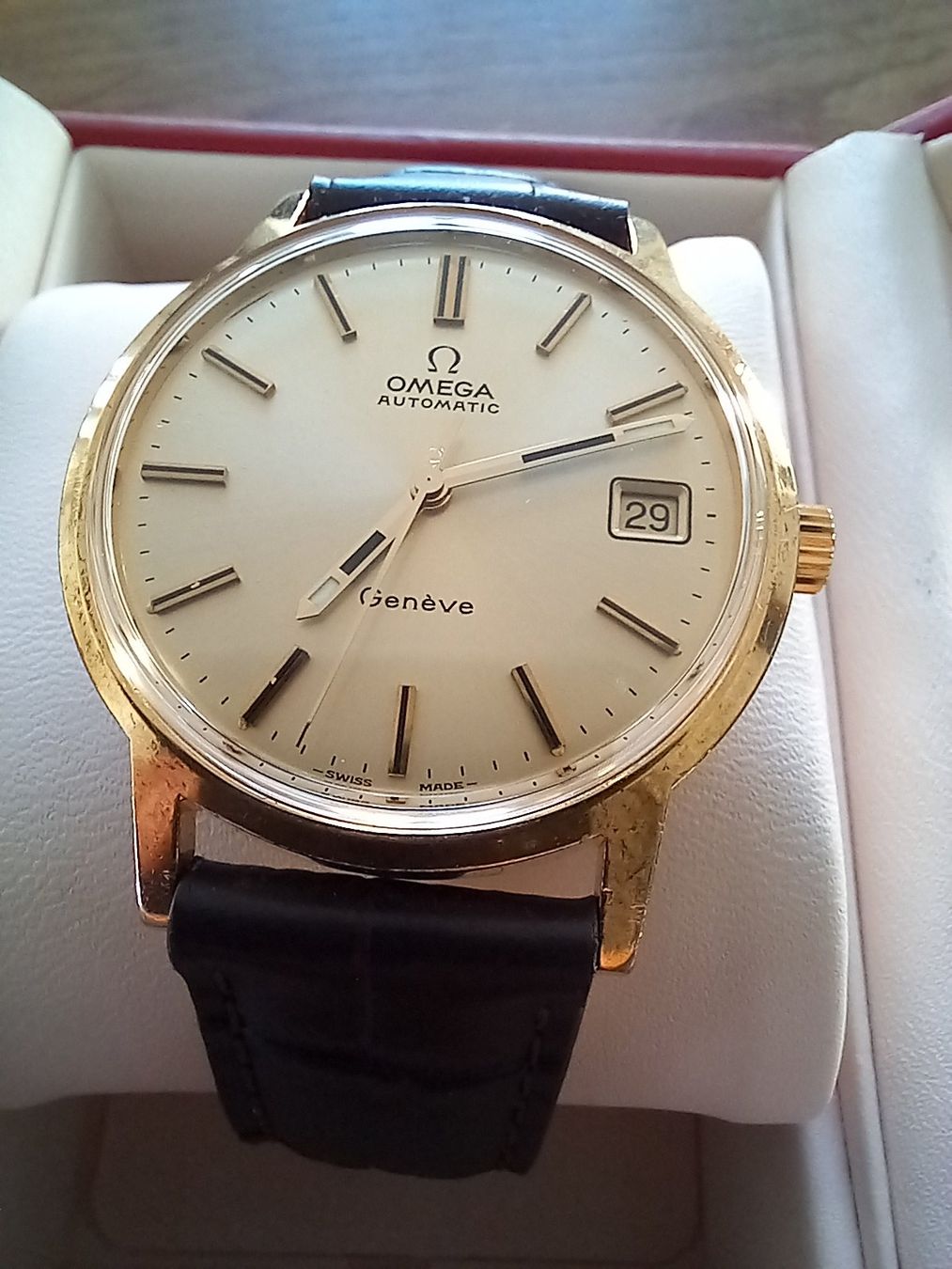 Omega Uhren: Omega Automatic Genève dorée révisée – Gebraucht aus St-Cierges von Moebius9010