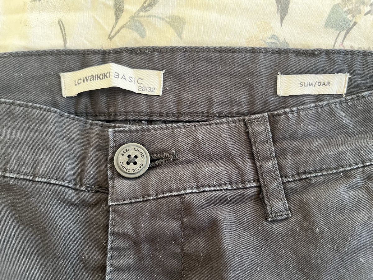 Pantaloni: Lc Waikiki Basic Chino Schwarz – Nuovo (secondo la descrizione) da La Tour-de-Peilz venduto da kelk12bien 2