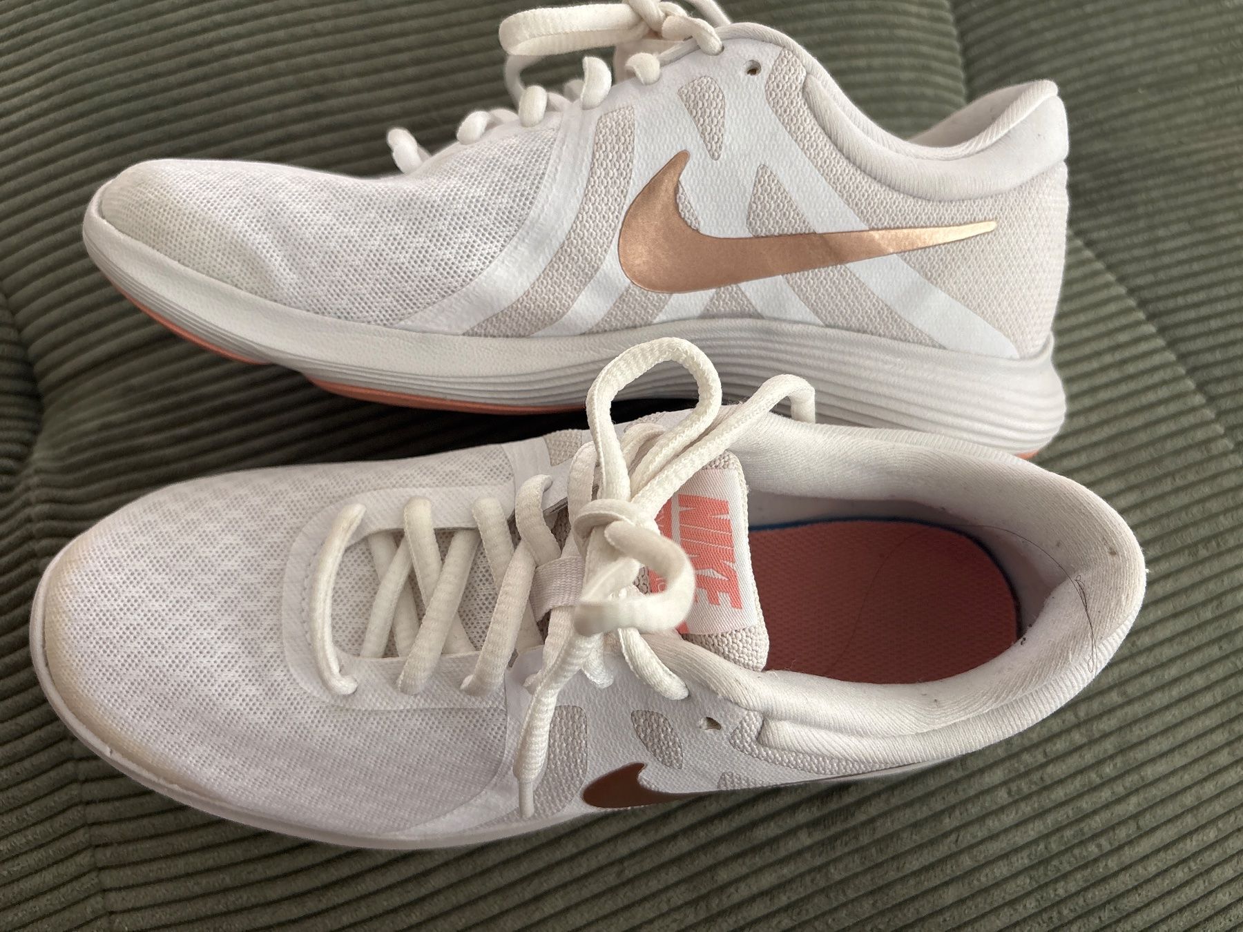 Nike Scarpe da donna: Nike Revolution Sneaker – Nuovo (secondo la descrizione) da Pfungen venduto da jubel80 3