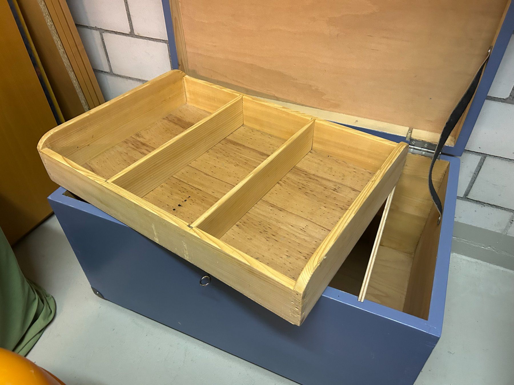 Truhen: Holz Truhe – Gebraucht aus Würenlingen von 12345678 2