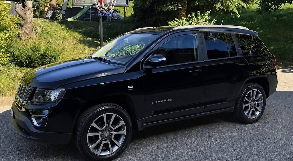 Autos: Jeep Compass 2.2 TD  – D'occasion à Kaltbach par samurai55
