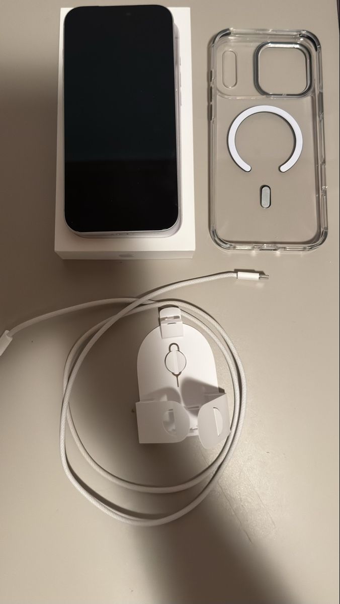 Apple Telefoni cellulari / Smartphones: Iphone 17 Pro Max 256Gb 100% Akku – Usato da Mellingen venduto da uka_7yfp