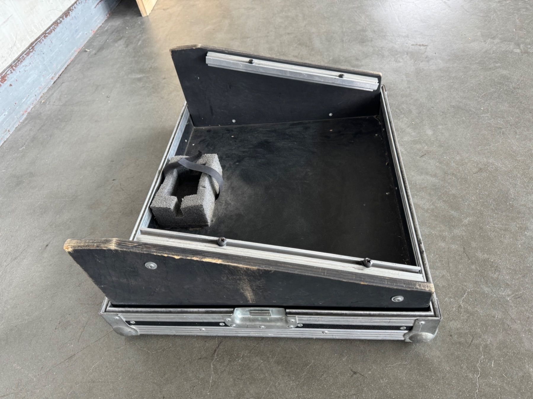 Altri accessori: Flightcase für Mischpult 19" – Usato da Urtenen-Schönbühl venduto da nuancegmbh 3