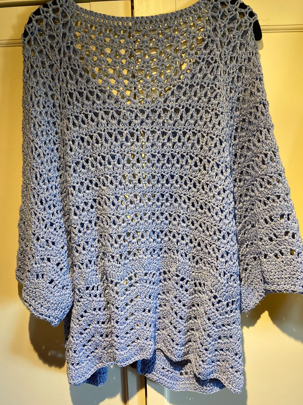 Giacche: STRICKJACKE DAMEN,EINZELSTÜCK,HANDGEMACHT – Nuovo e nell'imballaggio originale da Meienried venduto da ManuelaBoutique 4