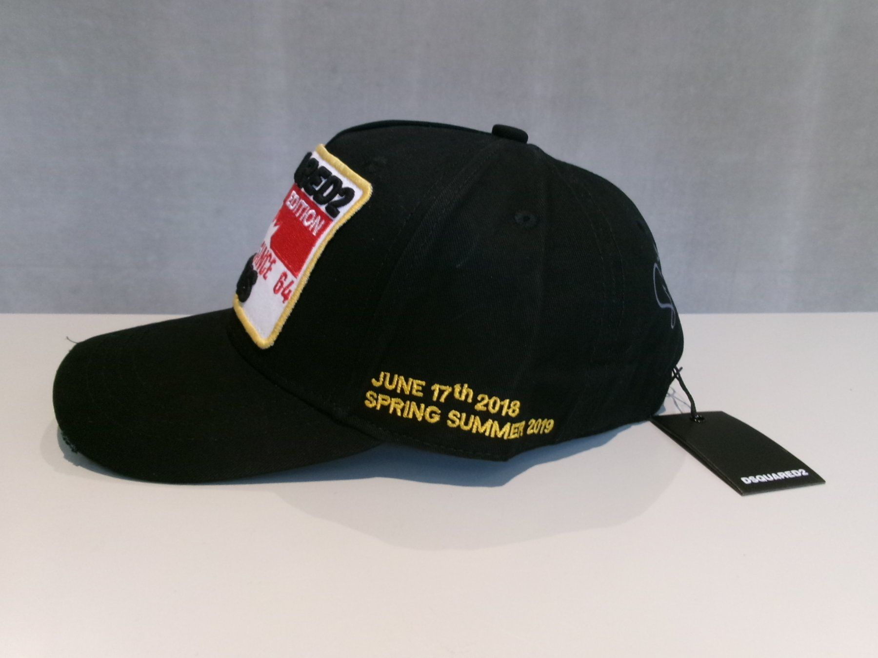 Dsquared2 Chapeaux, bonnets & casquettes: Dsquared2 / ICON / Cap / Schwarz / D2 / Neu – Neuf (Voir description) à Welschenrohr par StarRecordsGmbH 2