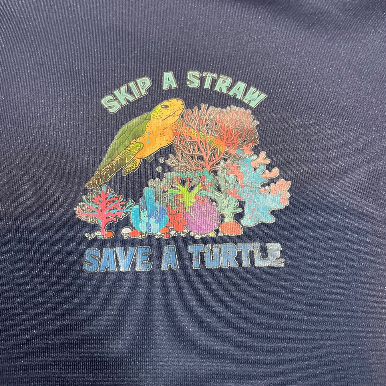 Maglioni & Felpe: Skip a Straw Save a Turtle Zip Hoodie Blau Gr. M – Usato da Bubikon venduto da SwissSecondLife 7