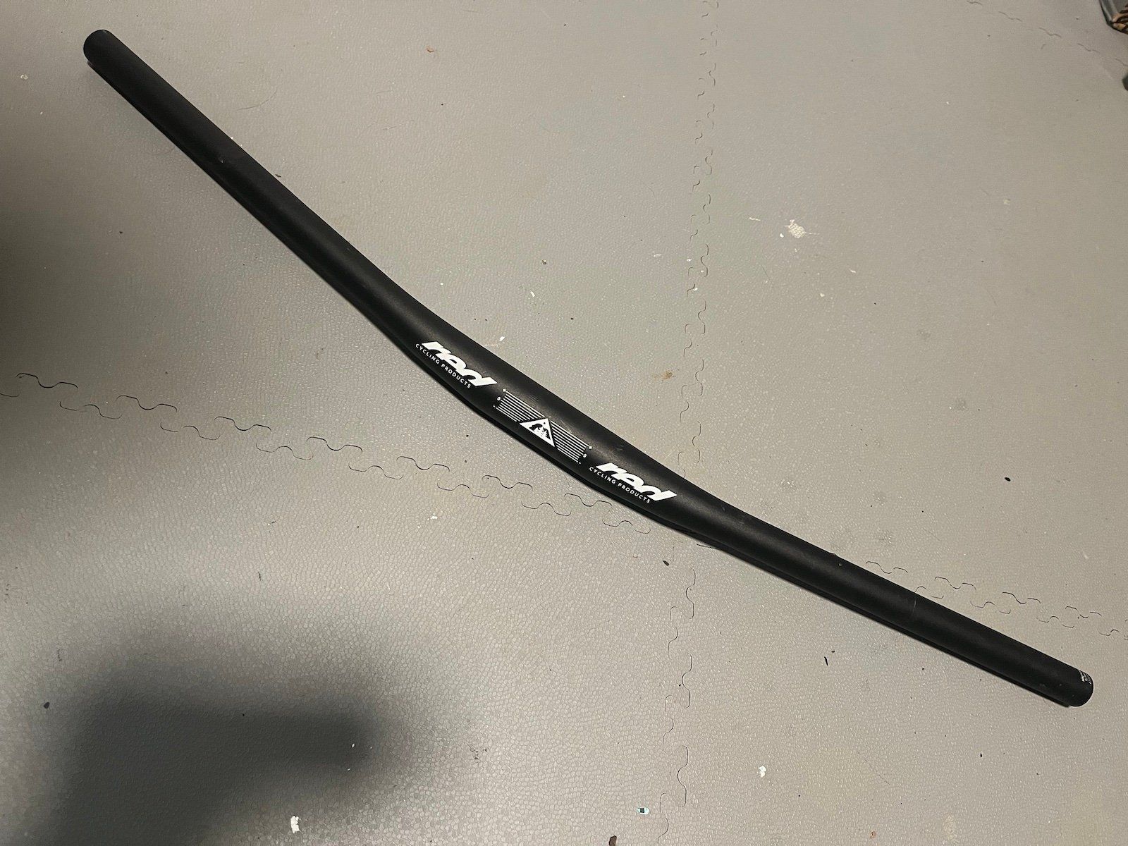 Pezzi di ricambio: Red Lenker 720mm – Usato da Massongex venduto da thn311