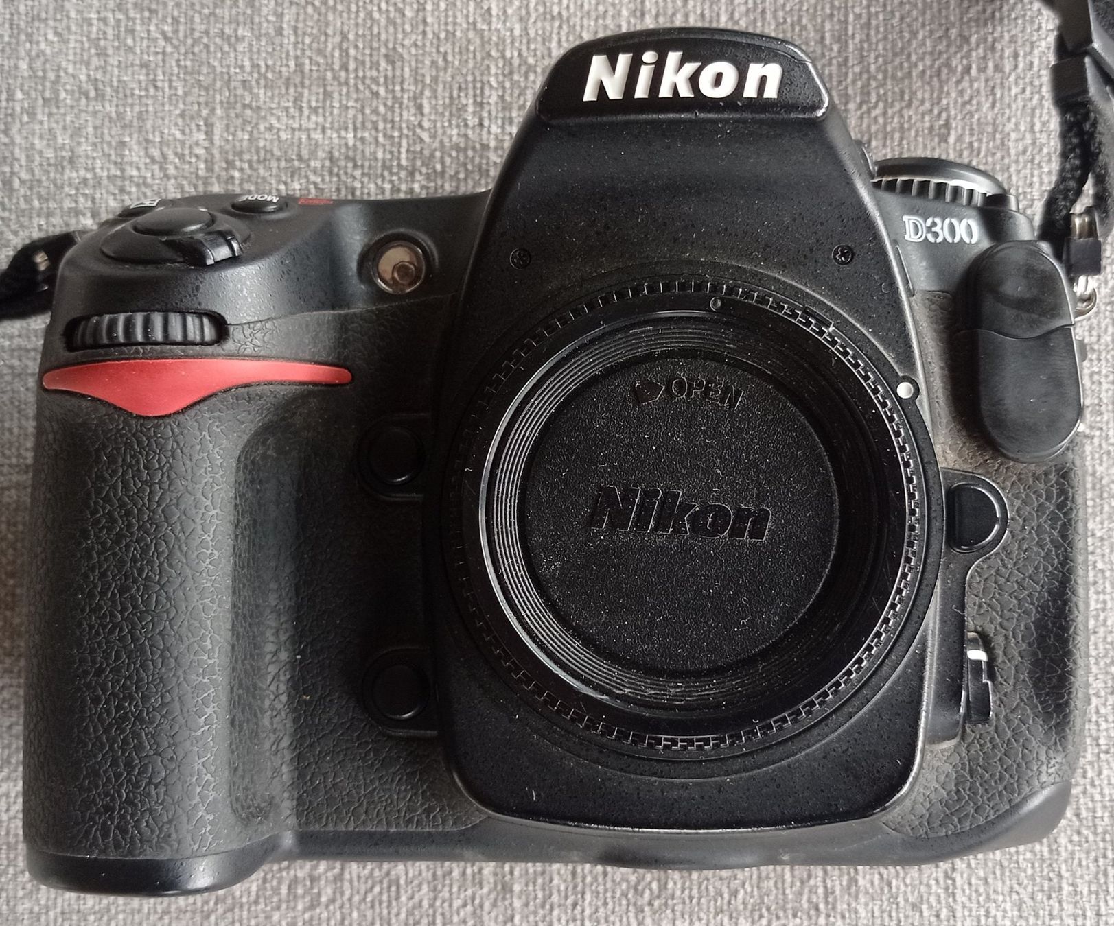 Nikon Fotocamera: Nikon D300 Gehäuse – Usato da Thalheim AG venduto da epservices