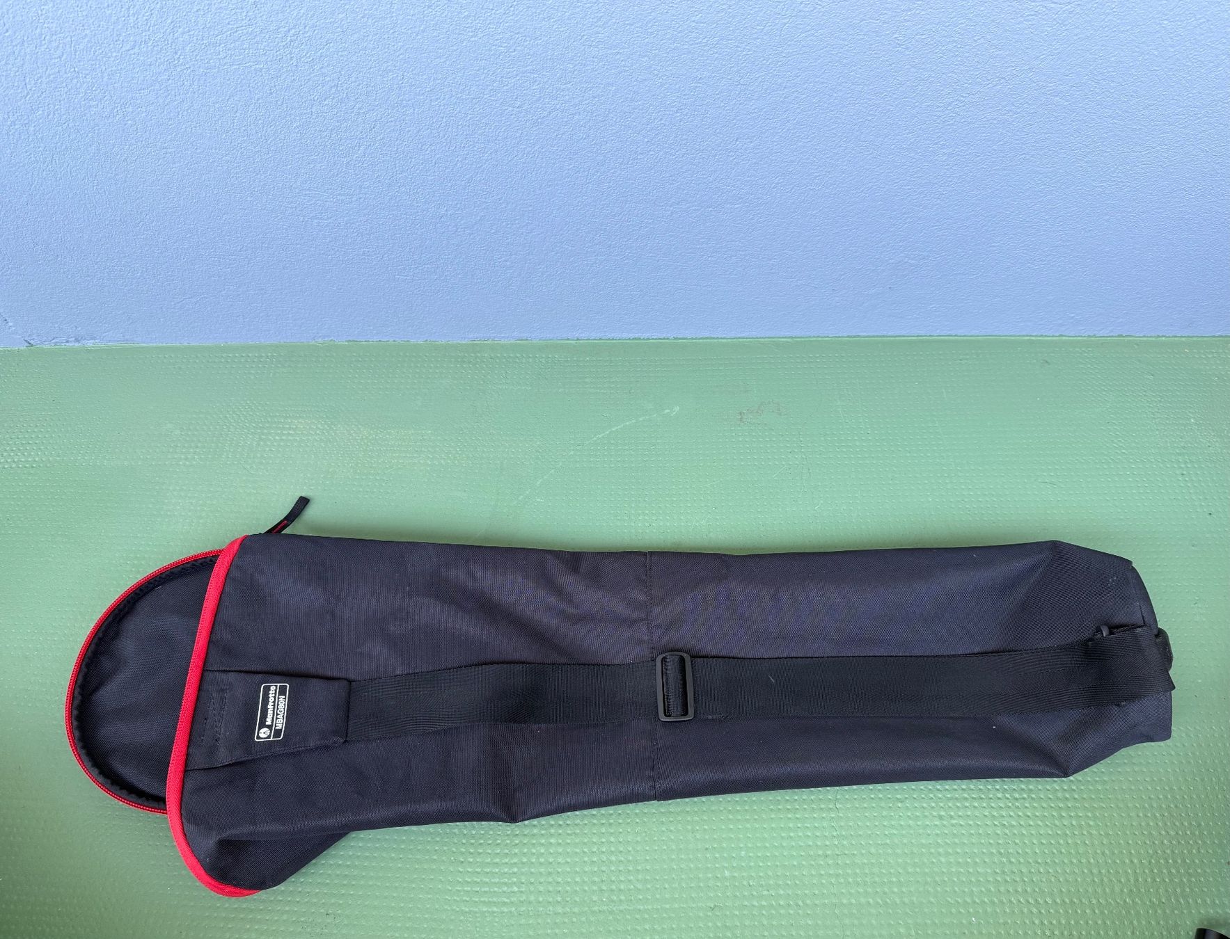 Manfrotto Borse da donna: Manfrotto Stativtasche. MBAG 80N – Usato da Solothurn venduto da omtara 3