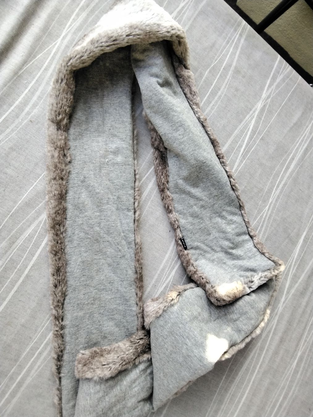 Foulards, Tücher & Schals: PELZ SCHAL – Gebraucht aus Biel/Bienne von dasi3 3