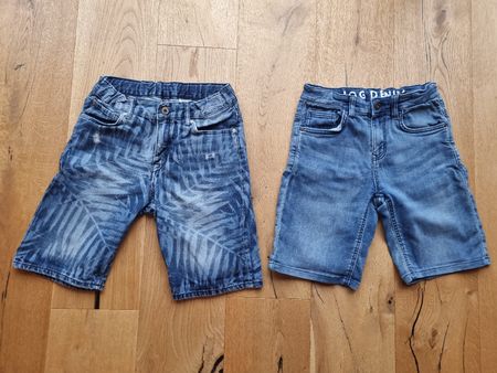 2 Jeans Shorts, Gr. 152, Top Zustand!