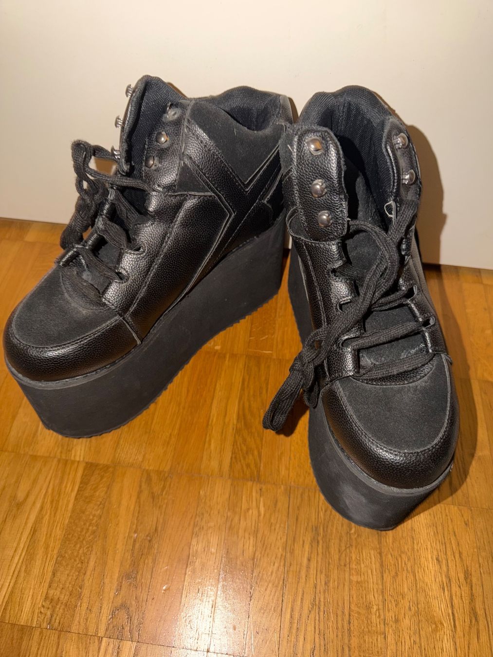 Chaussures femmes: YRU Platteau Schuhe – D'occasion à Adliswil par m.200100