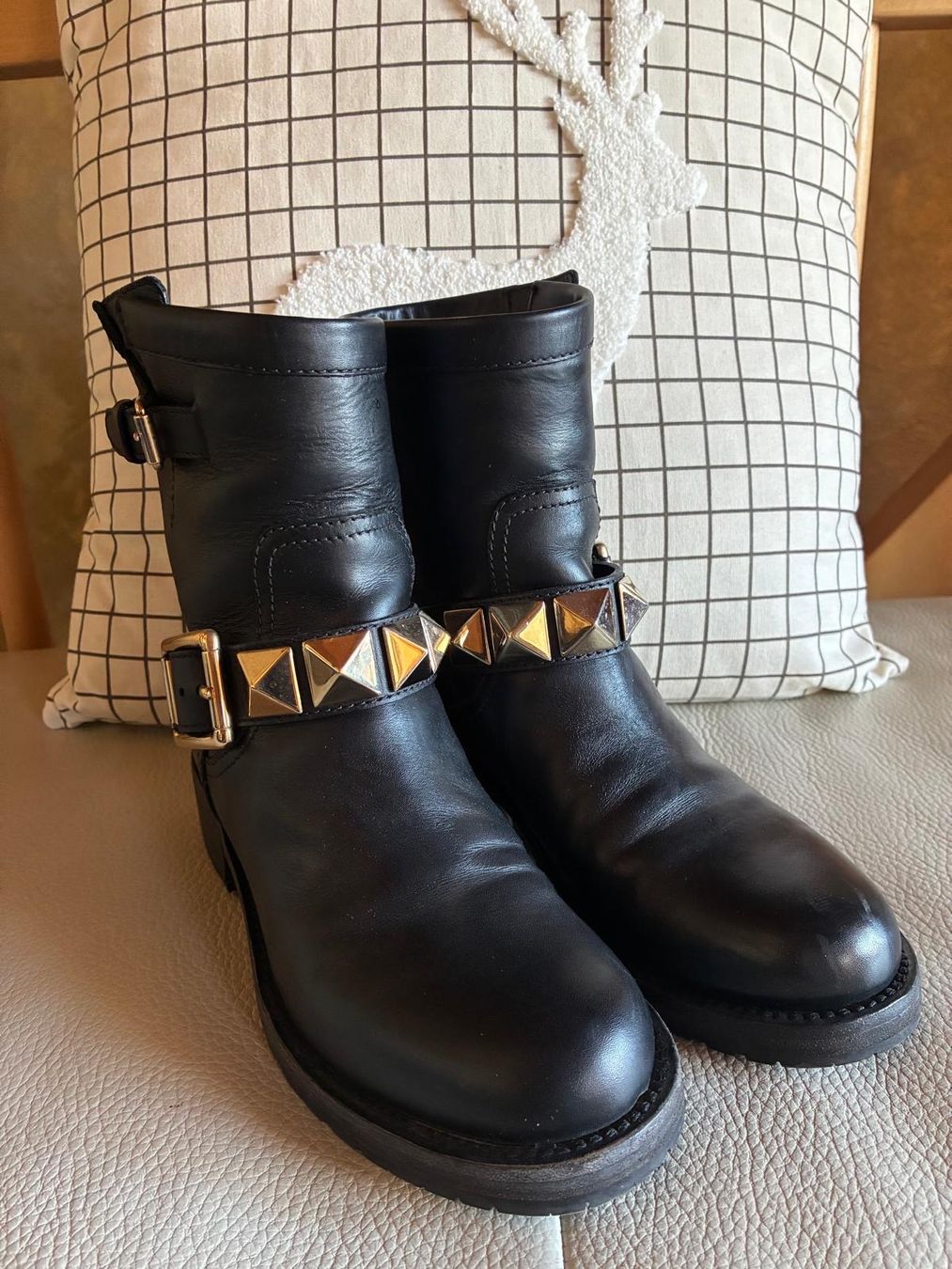 Valentino Scarpe da donna: VALENTINO – Usato da Rümlang venduto da har_z6qv