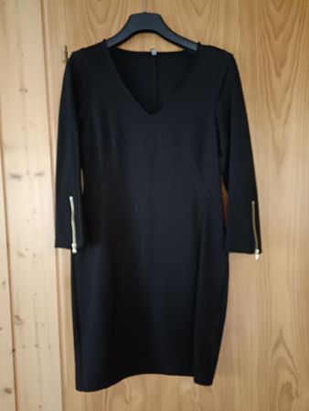 Schwarzes Kleid mit Reissverschluss-Details Gr. 40