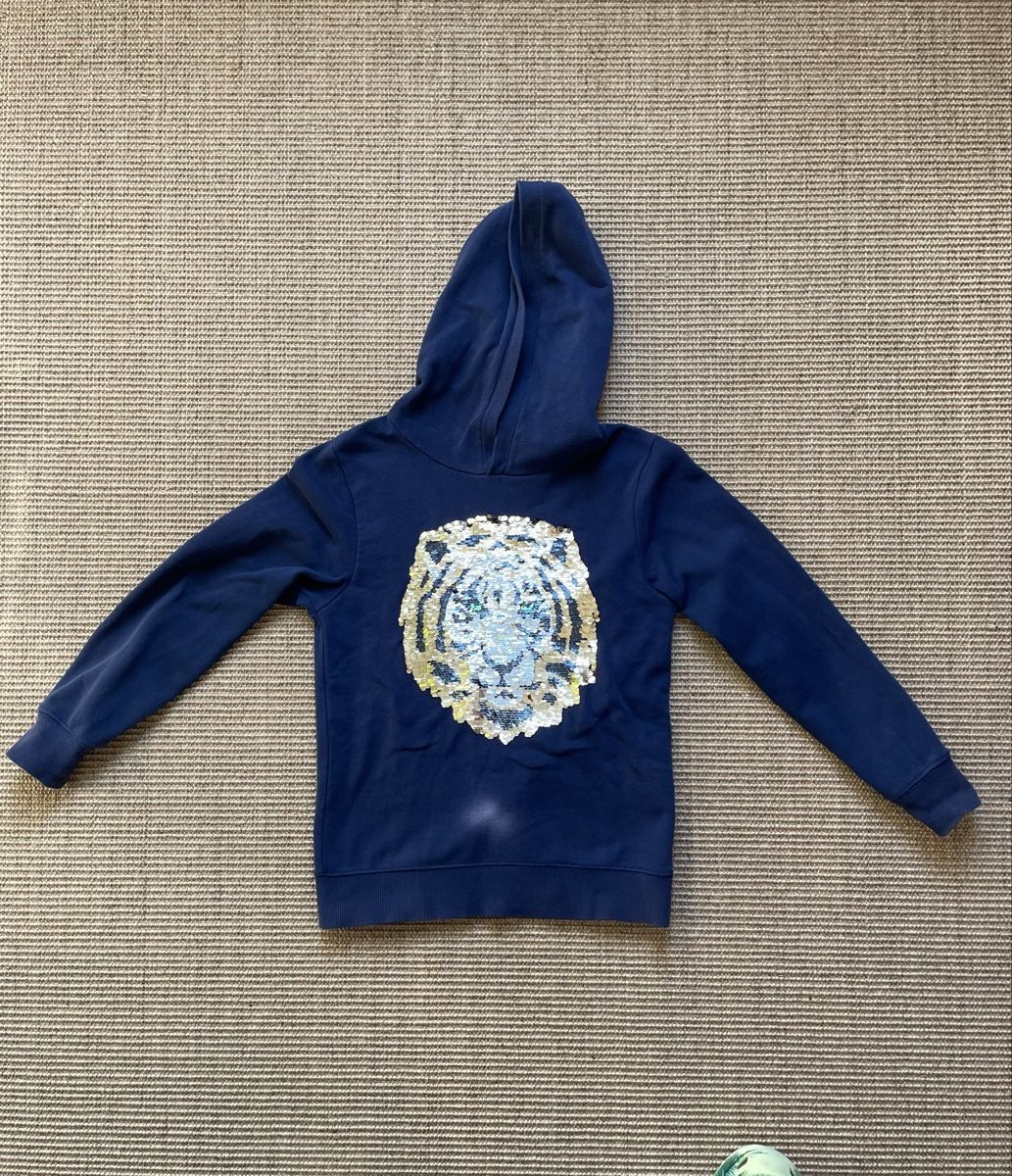 Maglioni & Felpe: Kapuzenpulli Gr. 134/140 – Usato da Zürich venduto da EliseSchmitz
