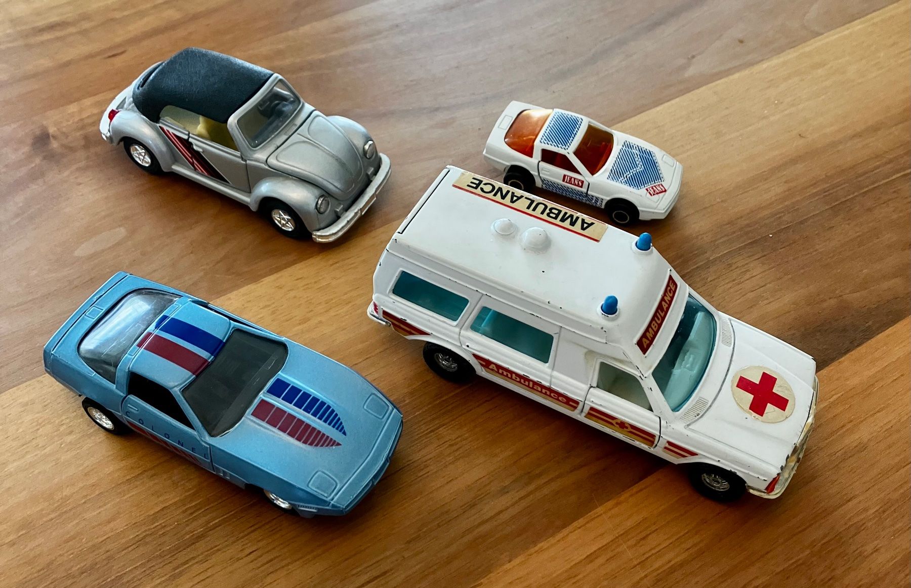 Voitures modèles: 4 Modellautos – D'occasion à Wabern par SuperKingChris 1