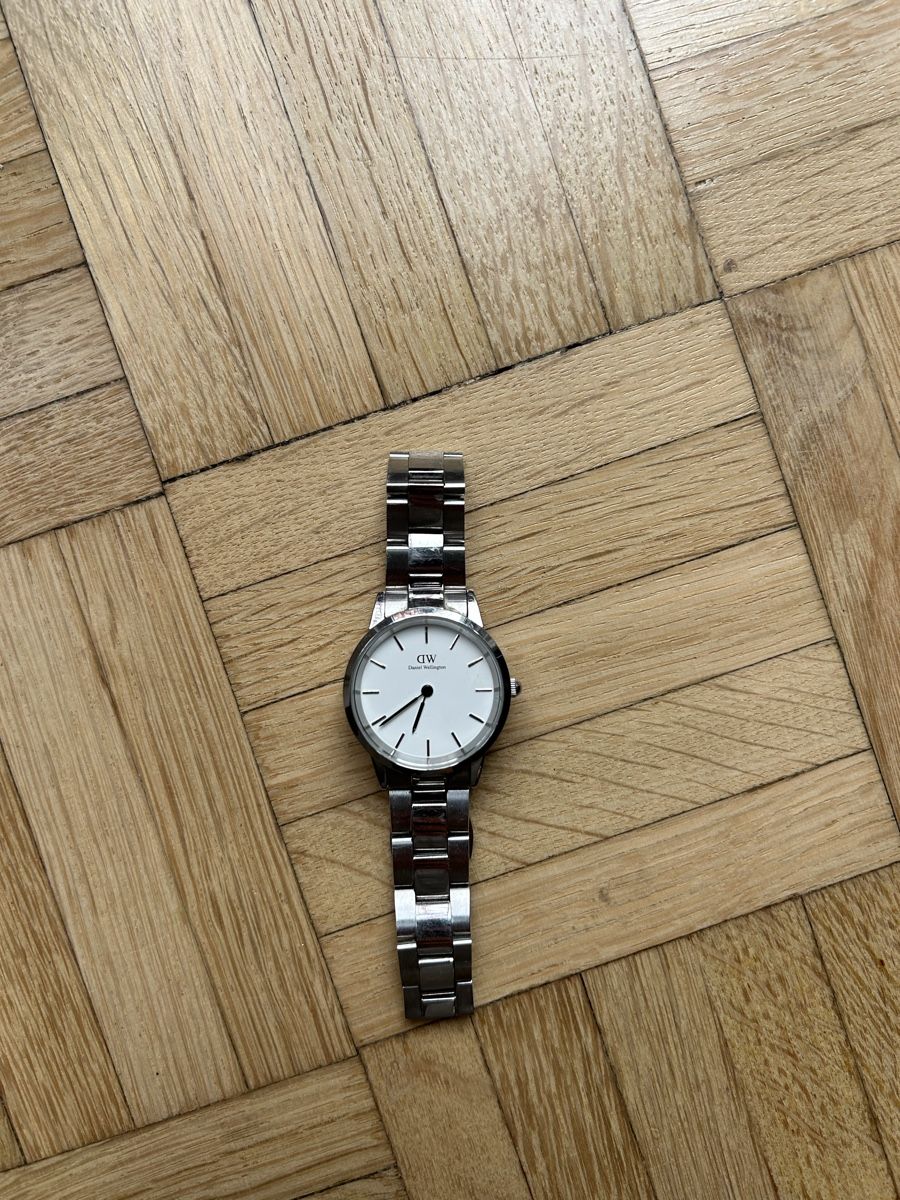 Daniel Wellington Orologi: Daniel Wellington Uhr silber – Usato da Zürich venduto da lea_8ks7