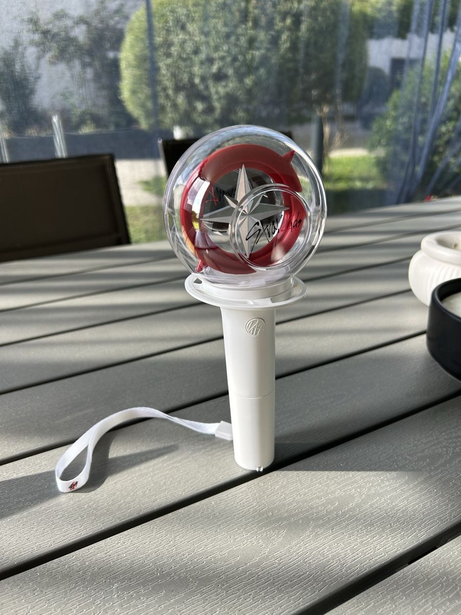 Lampen: Stray Kids Official Lightstick – Neu (gemäss Beschreibung) aus Rupperswil von van_tyy6 3
