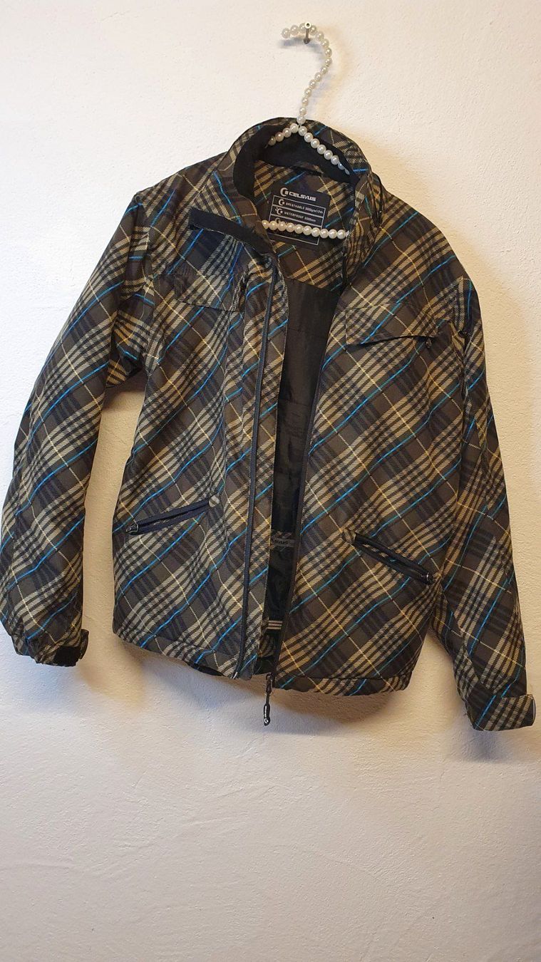 Giacche: 🌺Celsius Jacke Größe 40-L🌺 – Usato da Wald ZH venduto da CapLux