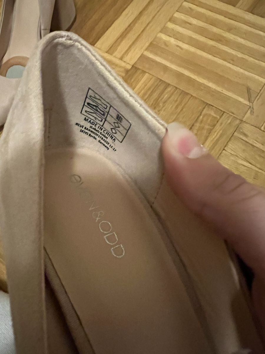 Scarpe da donna: Even Odd Pumps – Usato da Dietikon venduto da vnsmrc 2