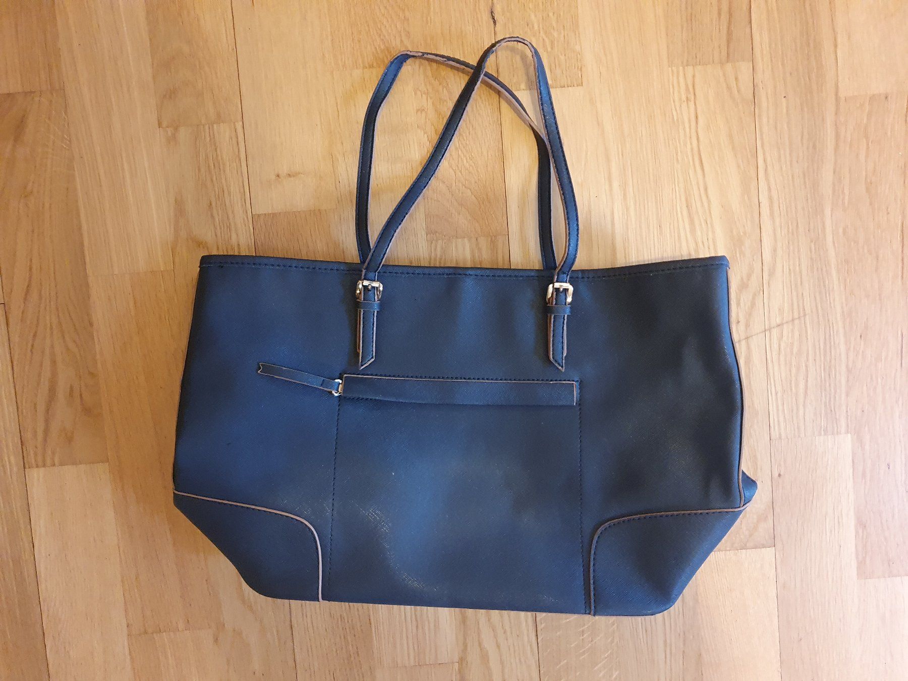 Taschen für Damen: Handtasche Kunstleder – Gebraucht aus Zürich von loosebone