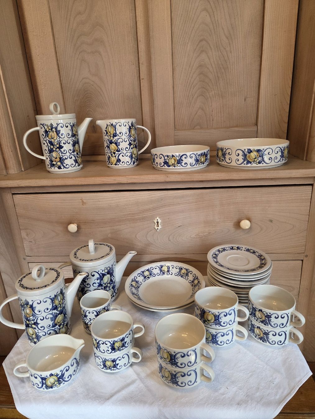 Villeroy & Boch Set di piatti: Villeroy&Boch, Cadiz Geschirr-Set – Usato da Muotathal venduto da sch_h6cz 3