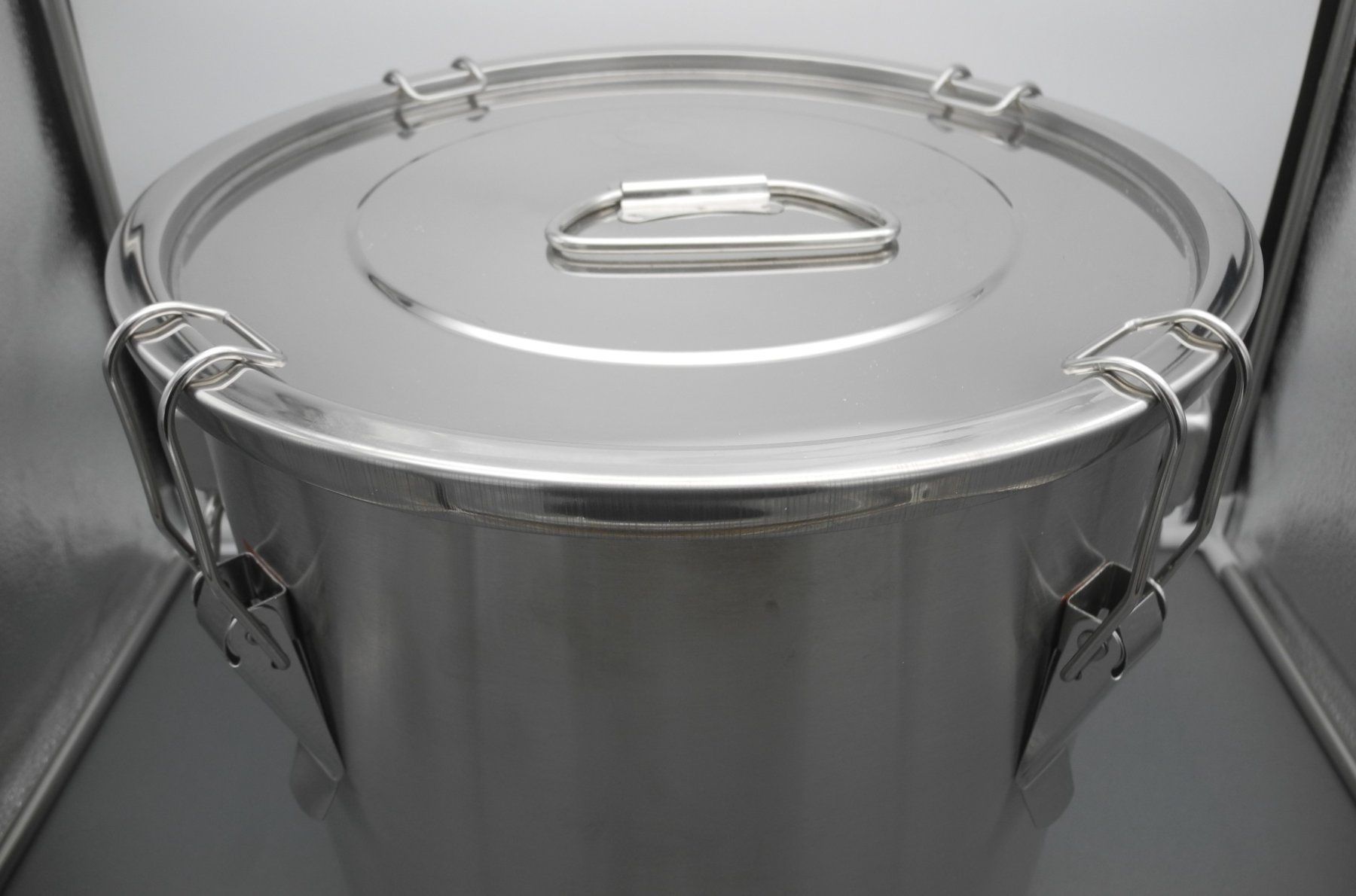 Alveari: Honigkessel Chromstahl 25 Kg – Nuovo e nell'imballaggio originale da Kottwil venduto da Crazyrolf 1