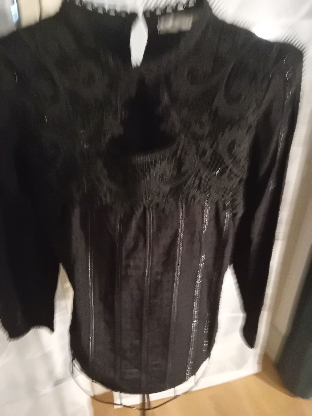 Camicette: bluse von sfera mit spitze gr S – Nuovo (secondo la descrizione) da zürich venduto da janjaz 1