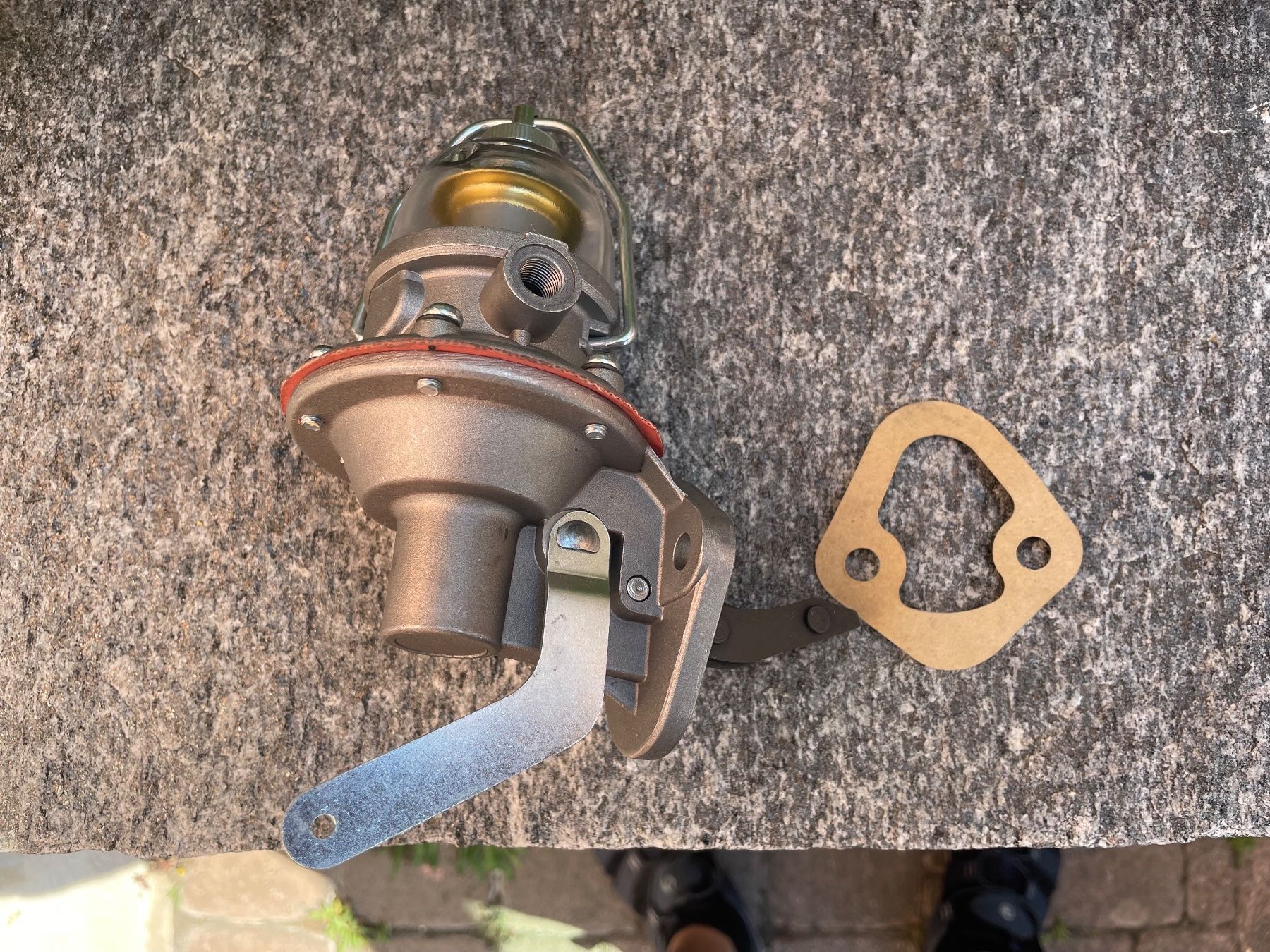 Jeep Tutti pezzi di ricambio auto: Benzinpumpe Jeep CJ5 – Nuovo (secondo la descrizione) da Sargans venduto da Cejowa 2