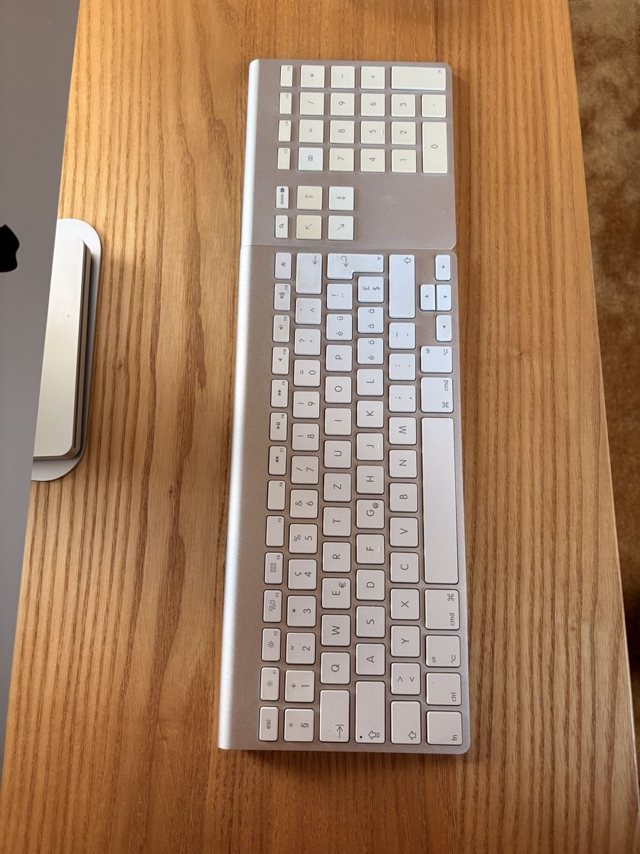 Apple PC: iMac 21.5 Zoll,500 GB SSD – Nuovo (secondo la descrizione) da Basel venduto da nto_x6dm 3