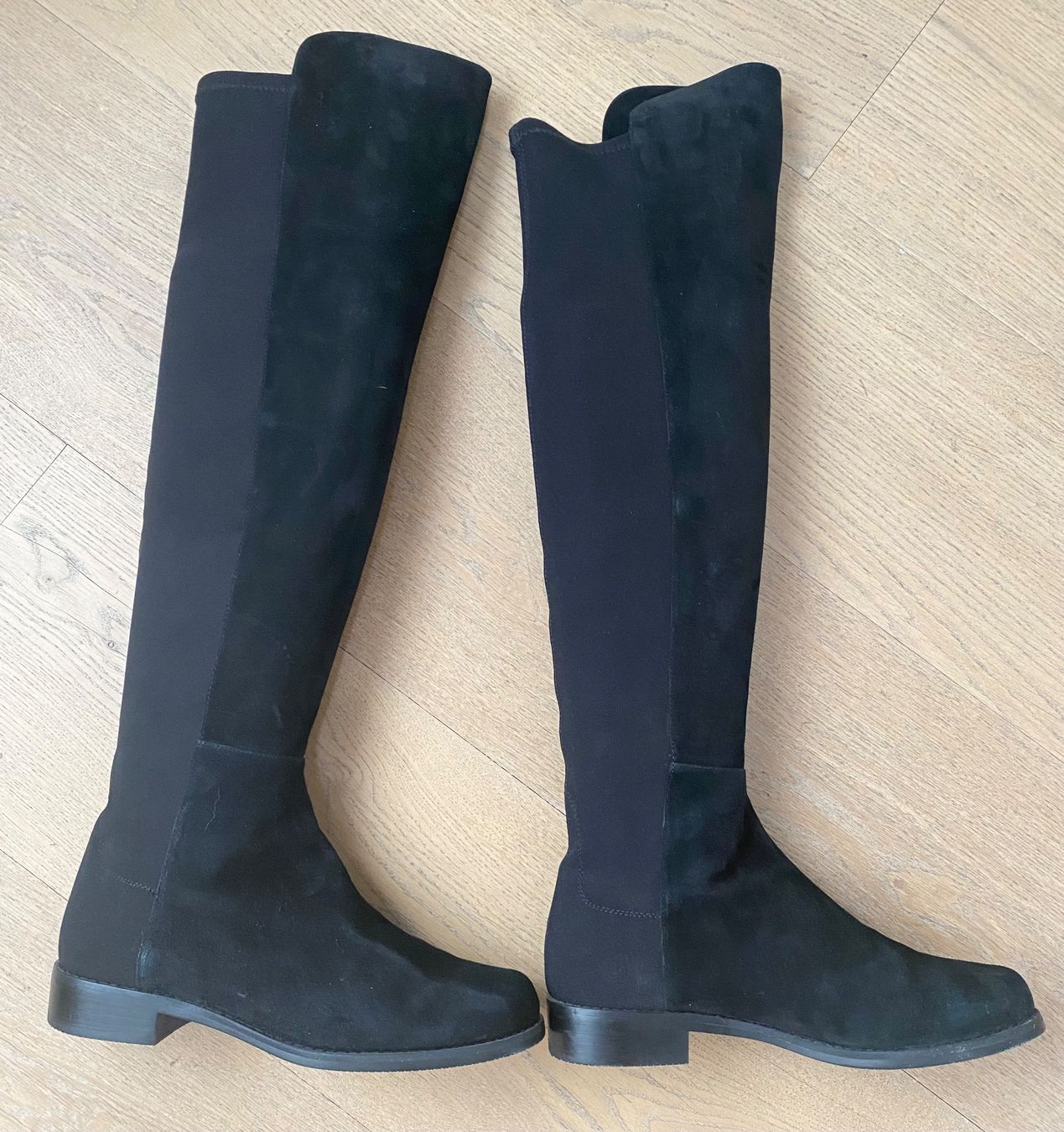 Stuart Weitzman Scarpe da donna: Stiefel Overknee Stuart Weitzman – Usato da Hinteregg venduto da VeraZ 1