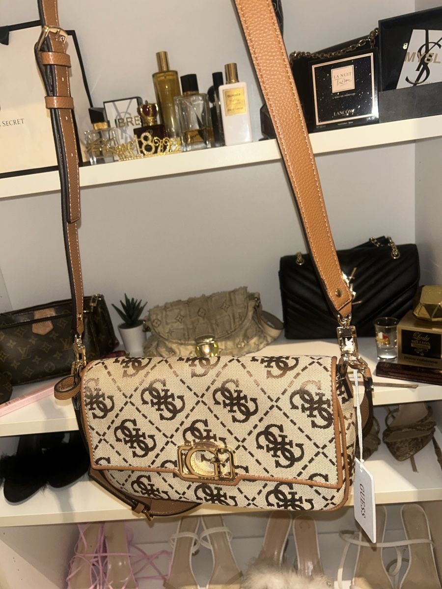 Guess Borse da donna: Borsa Guess – Nuovo e nell'imballaggio originale da Arzo venduto da mar_6rdb 2