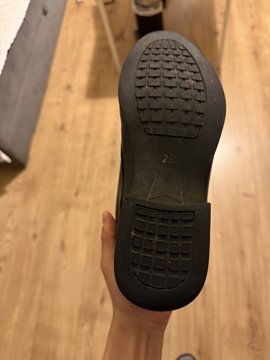 Scarpe da uomo: Leather shoes size 37 – Usato da Luzern venduto da nkl_58gd 1