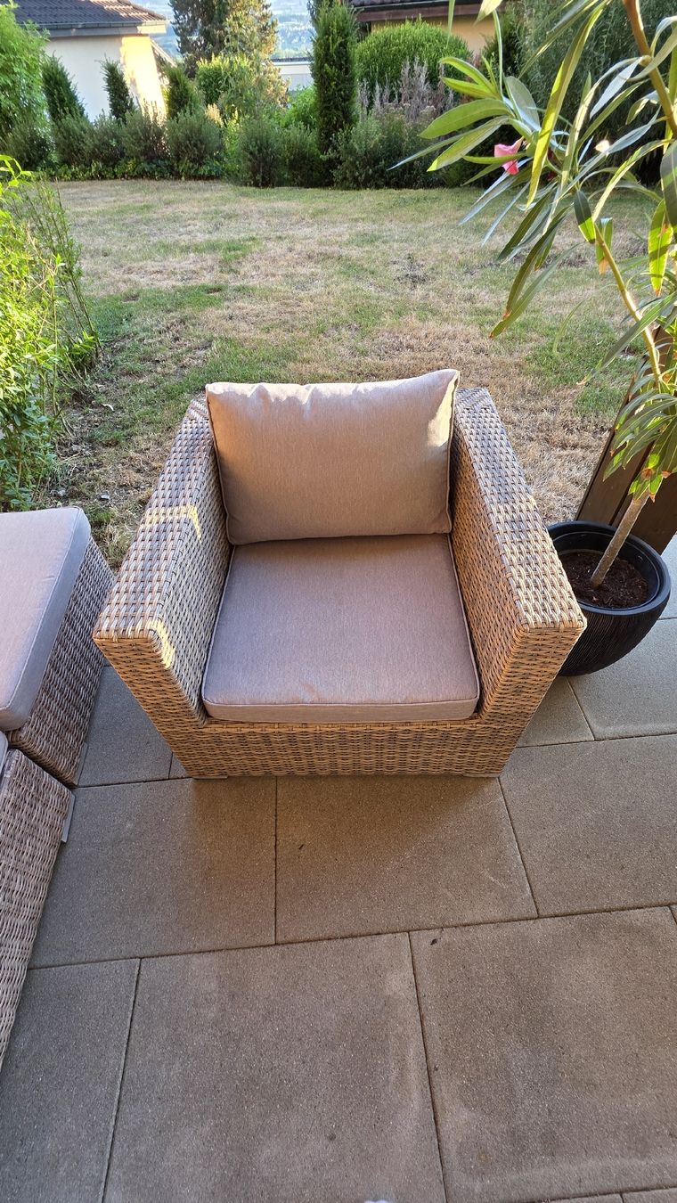 Sofas: Ratanlounge – Gebraucht aus Oberlunkhofen von pele-rin 2