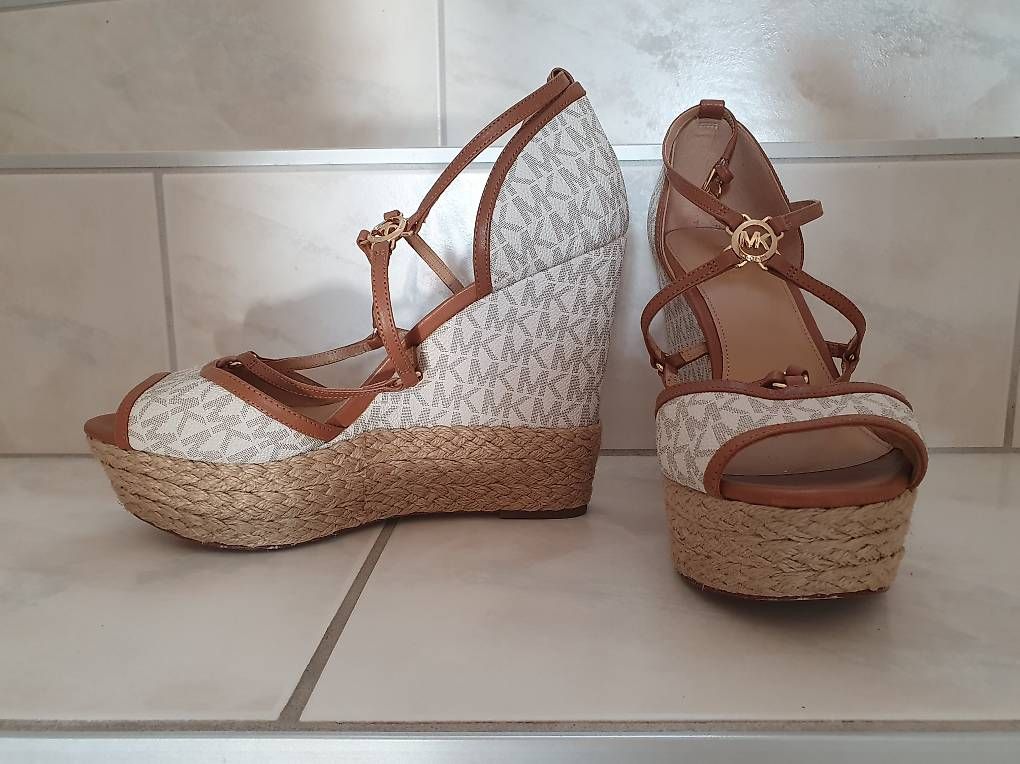 Michael Kors Damenschuhe: High Heels Michael Kors Gr. 41 – Gebraucht aus Zetzwil von Sushine