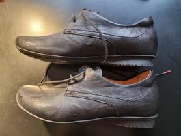 Think Halbschuhe 36.5 schwarz neuwertig