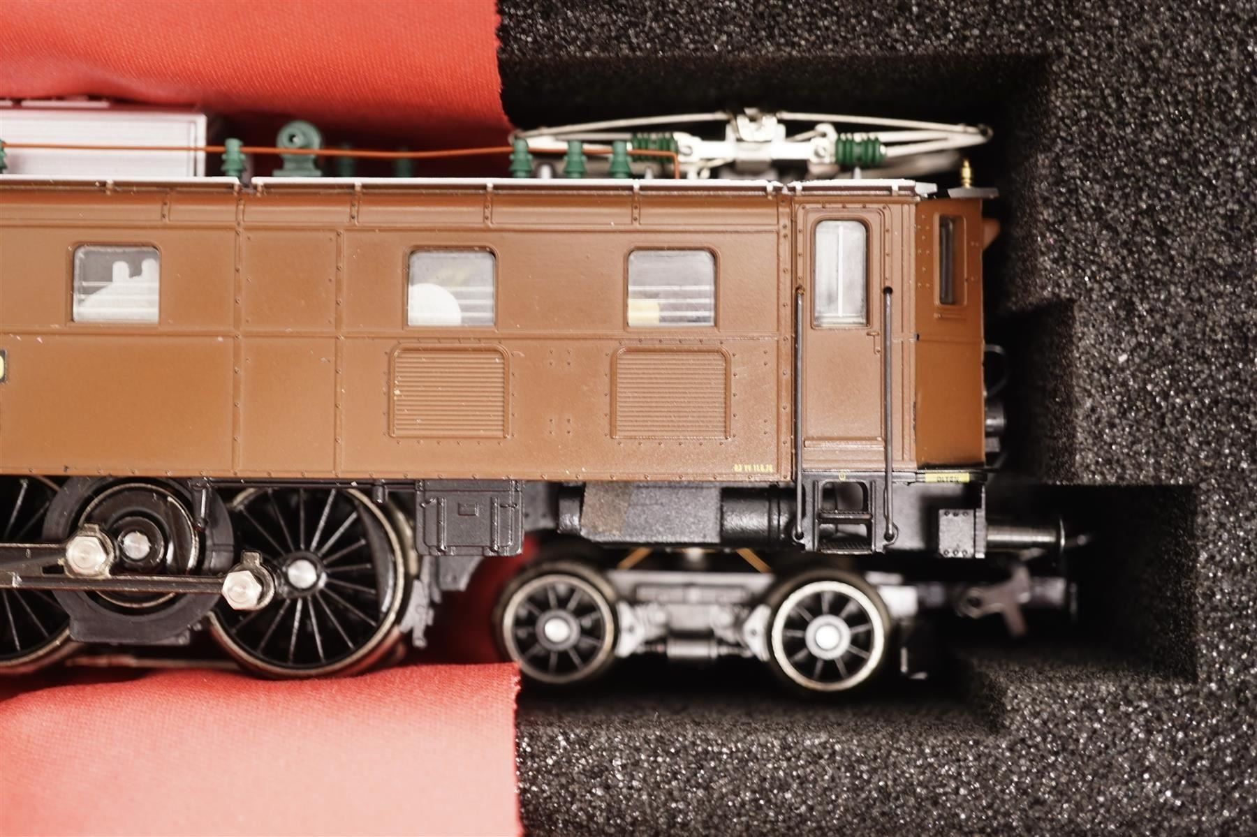 Modellini di ferrovie: CE Schaumstoffeinsatz zu Märklin Ae 3/6 – Nuovo (secondo la descrizione) da Uetendorf venduto da tigermuegi 6