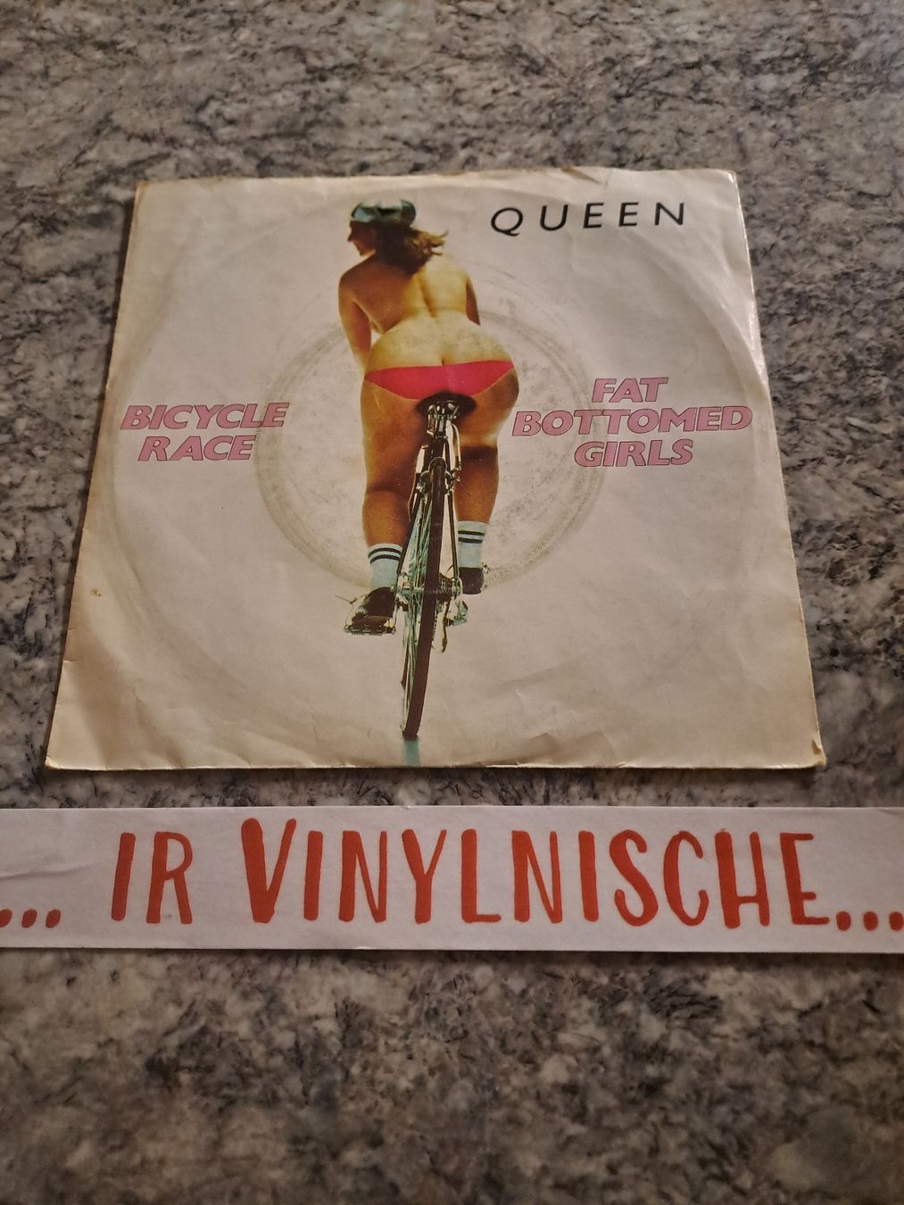 Vinyles: Single  QUEEN  "Bicycle Race" EMI – D'occasion à Uetendorf par Essiggurken