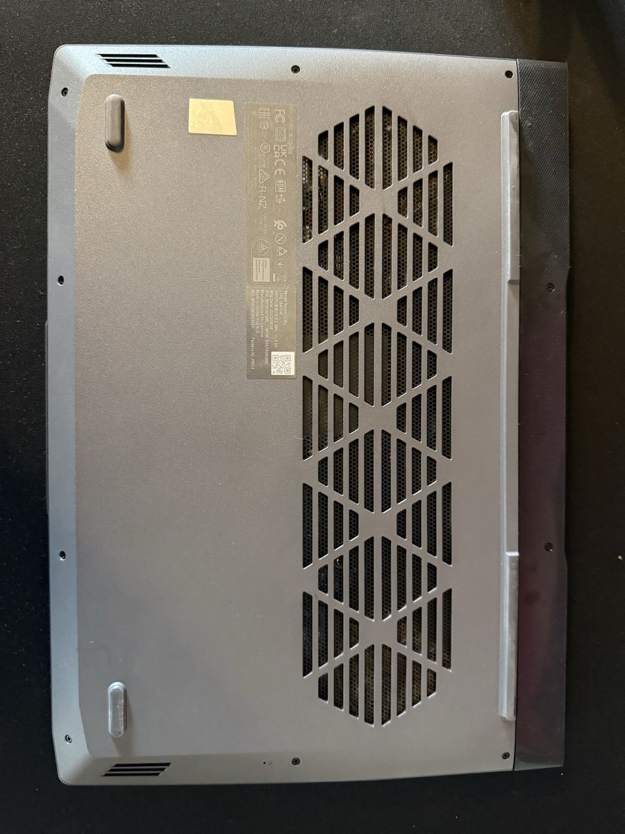 Lenovo Notebook: Lenovo LOQ 15APH8 – Usato da Aarau venduto da Kytzu 8