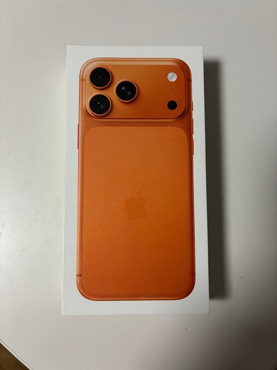 Apple Portables: Apple iPhone 17 Pro Max 256 GB Cosmic Orange – Neuf avec emballage d'origine à Reiden par SellifyCH