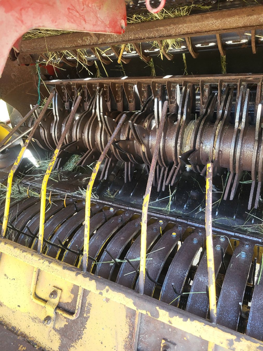 New Holland Tutte le macchine: Presse Rundballenpresse – Difettoso da Ermensee venduto da tvt 4