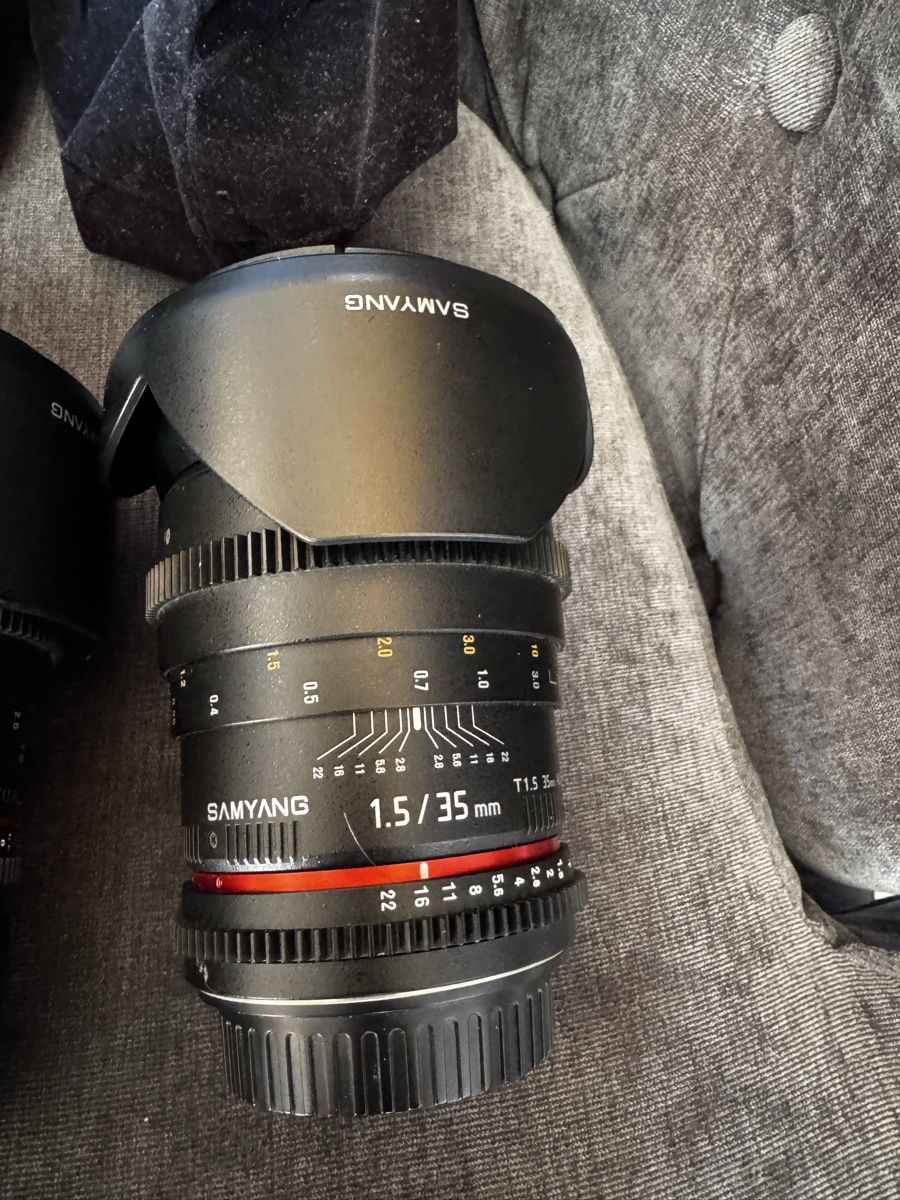 Samyang Objektive: 3 Objectifs cinéma et système Nucleus M Tilta productions – Gebraucht aus Savièse von hyshiro 5