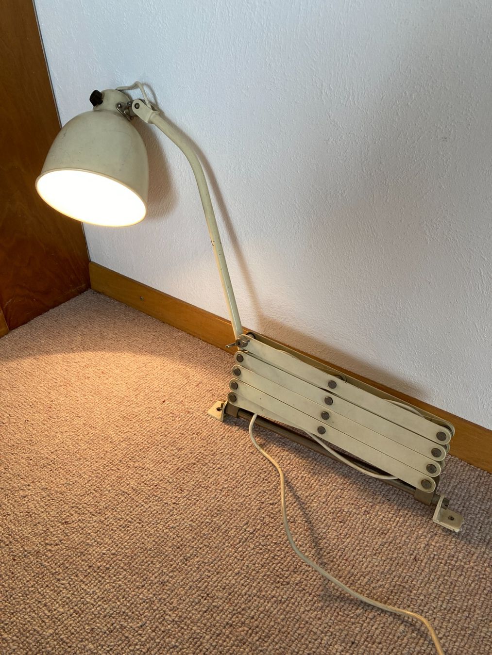 Lampade: Scherenlampe XL – Usato da Wil SG venduto da Pin05 5