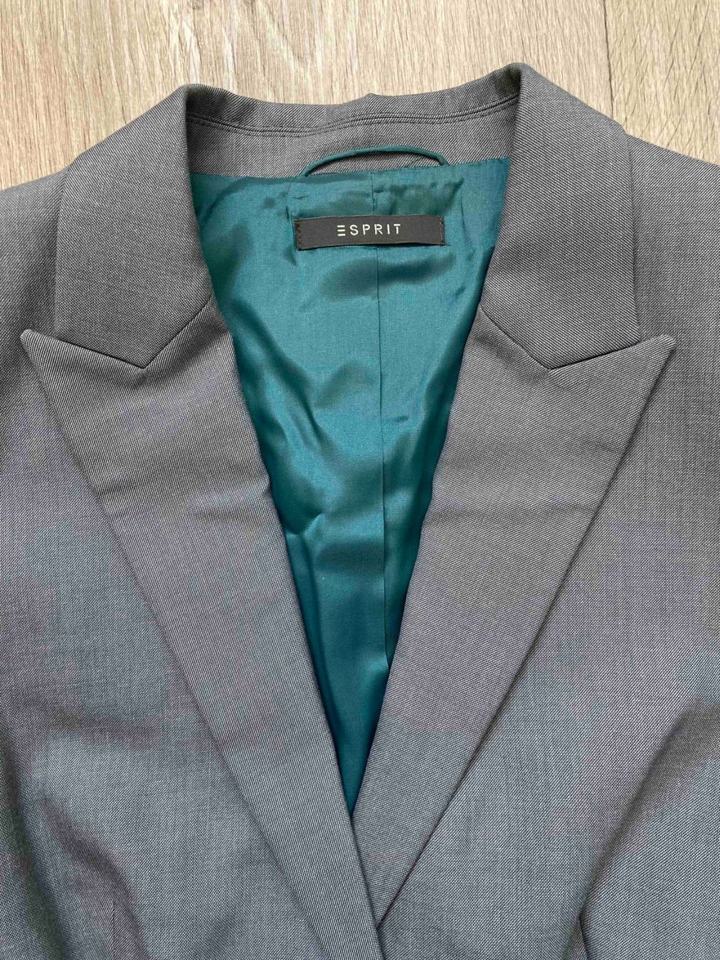 Esprit Giacche: ESPRIT Blazer / Damen / Gr. 40 / Hellgrau / leicht / NEU – Nuovo (secondo la descrizione) da Luzern venduto da Jl 5