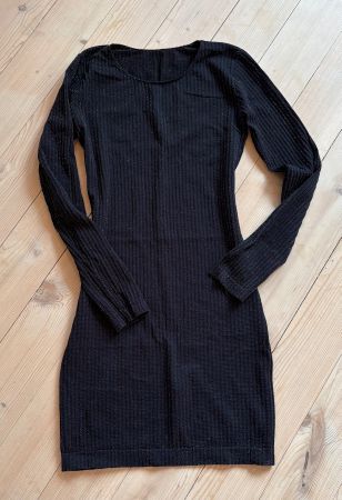 Kleid Focenza langarm,eng,Stretch,Glitzer,Rippstrick,Gr.S