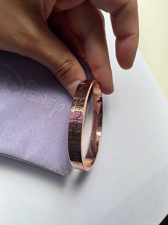 Armbänder & -reifen: Disney rosegoldenes Armband – Gebraucht aus Mörschwil von nvcmi 2